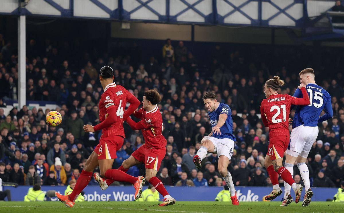 利物浦-战平意大利豪门,裁判判罚遭争议的简单介绍 利物浦-战平意大利豪门,裁判判罚遭争议的简单介绍