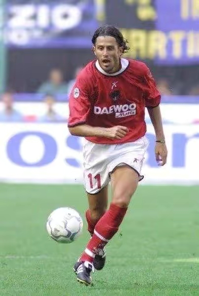 关于佩鲁贾球员受伤频发,球队寻求解决方法的信息 关于佩鲁贾球员受伤频发,球队寻求解决方法的信息