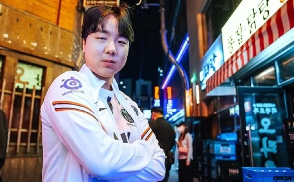 C9绝杀PSG,Faker打出惊人五杀顶尖较量四强赛,点燃全场激情 C9绝杀PSG,Faker打出惊人五杀顶尖较量四强赛,点燃全场激情