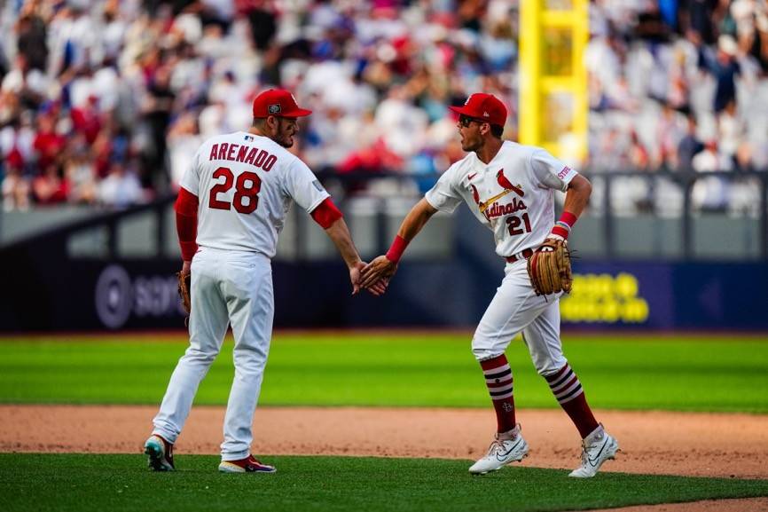 NS绝杀CLG,Keria开启传奇时刻宿敌对决八强赛,让粉丝疯狂欢呼 NS绝杀CLG,Keria开启传奇时刻宿敌对决八强赛,让粉丝疯狂欢呼