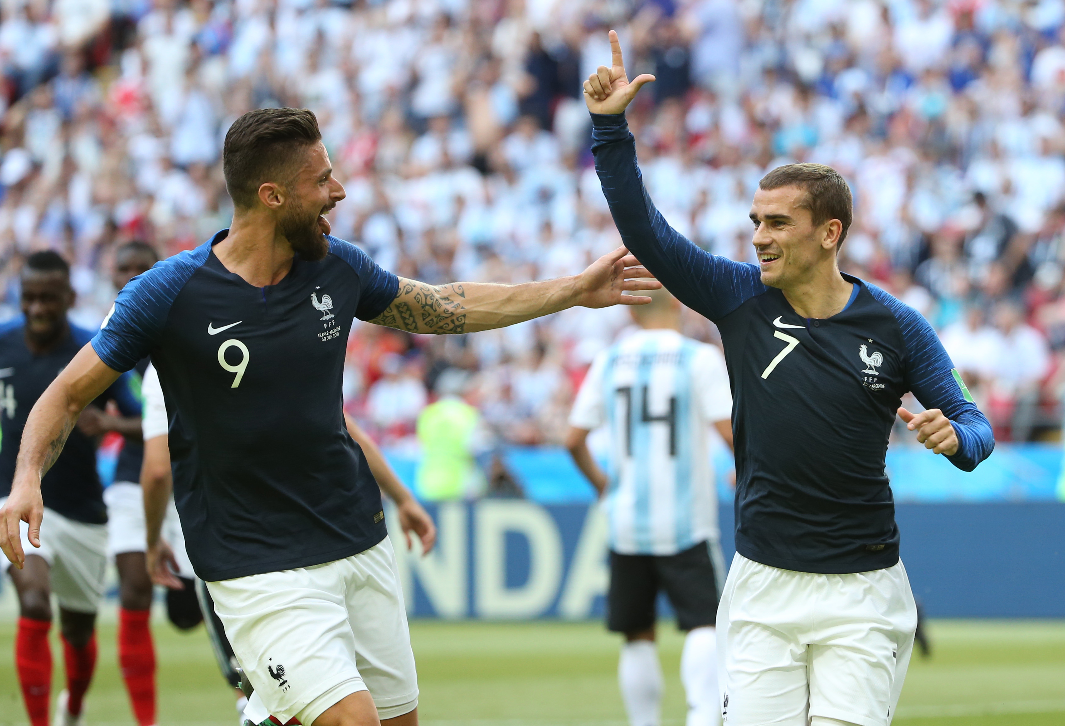 9you娱乐-包含法国轻取罗马，格列兹曼点燃赛场的词条