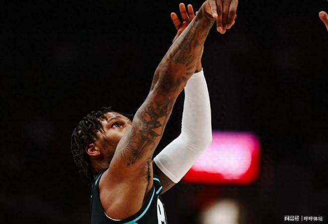九游娱乐-独行侠绝杀雷霆，易建联扛起全队